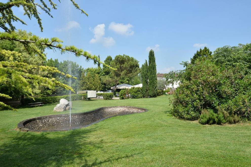 Resort La Mola Sommacampagna Exterior foto